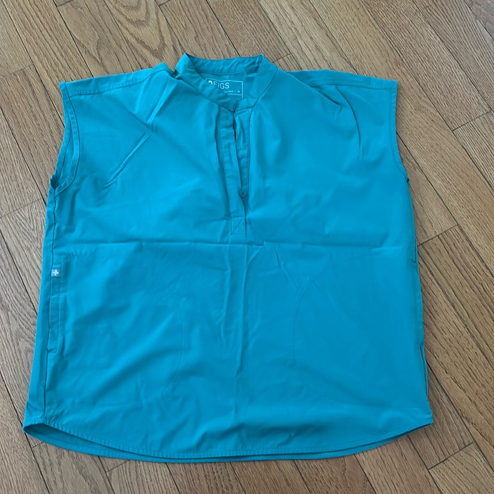FIGS FREEx™ Rafaela - Oversized Scrub Top